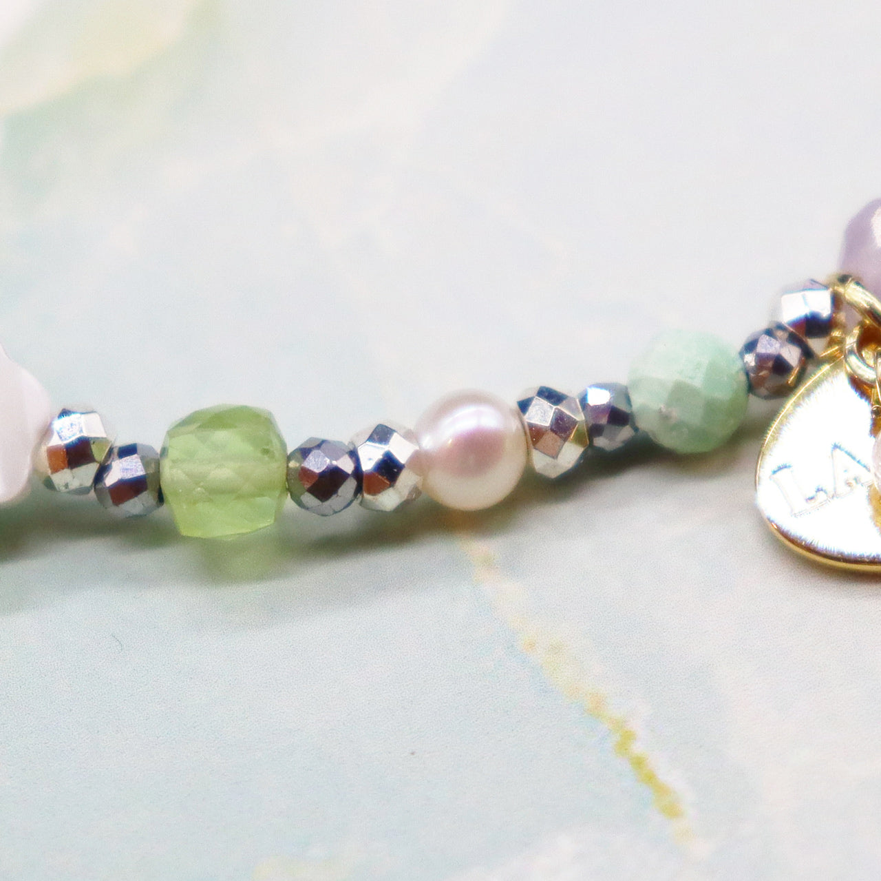 【Green Light Sunshine】水紋天珠×ペリドット×ラベンダーアメシスト×マザーオブパール ブレスレット