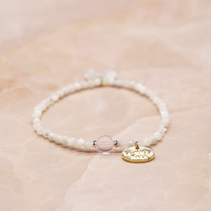 【Blooming Pink Roses】ローズクォーツ×マザーオブパール×ホワイトシェル ブレスレット