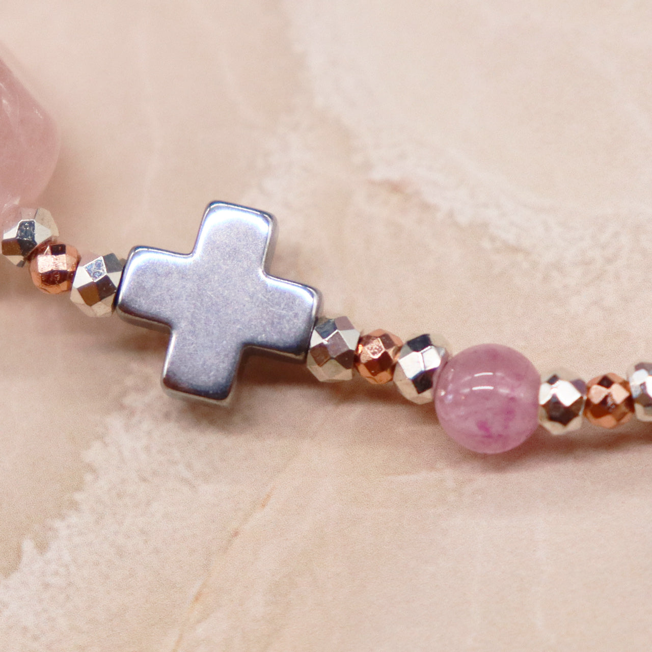 【Blooming Pink Roses】水紋天珠×ローズクォーツ×レピドライト ブレスレット