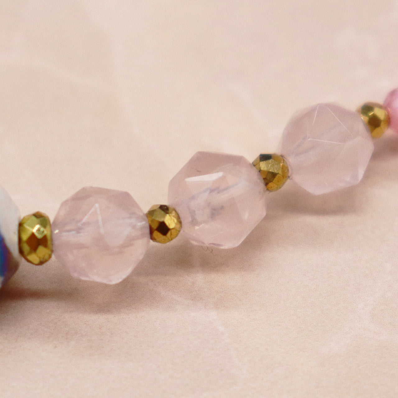 【Blooming Pink Roses】水紋天珠×ローズクォーツ×ジルコニア×アクアマリン ブレスレット