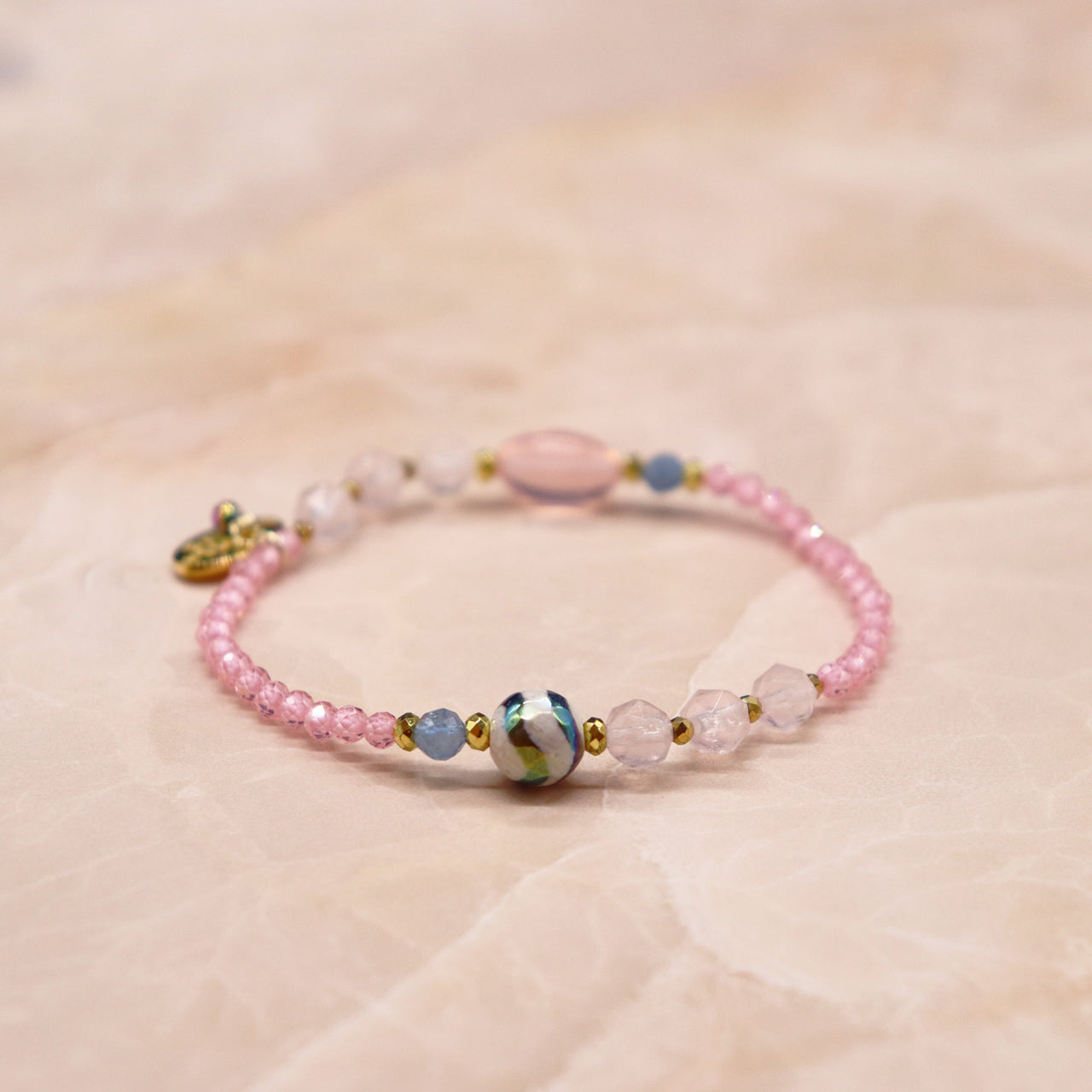 【Blooming Pink Roses】水紋天珠×ローズクォーツ×ジルコニア×アクアマリン ブレスレット