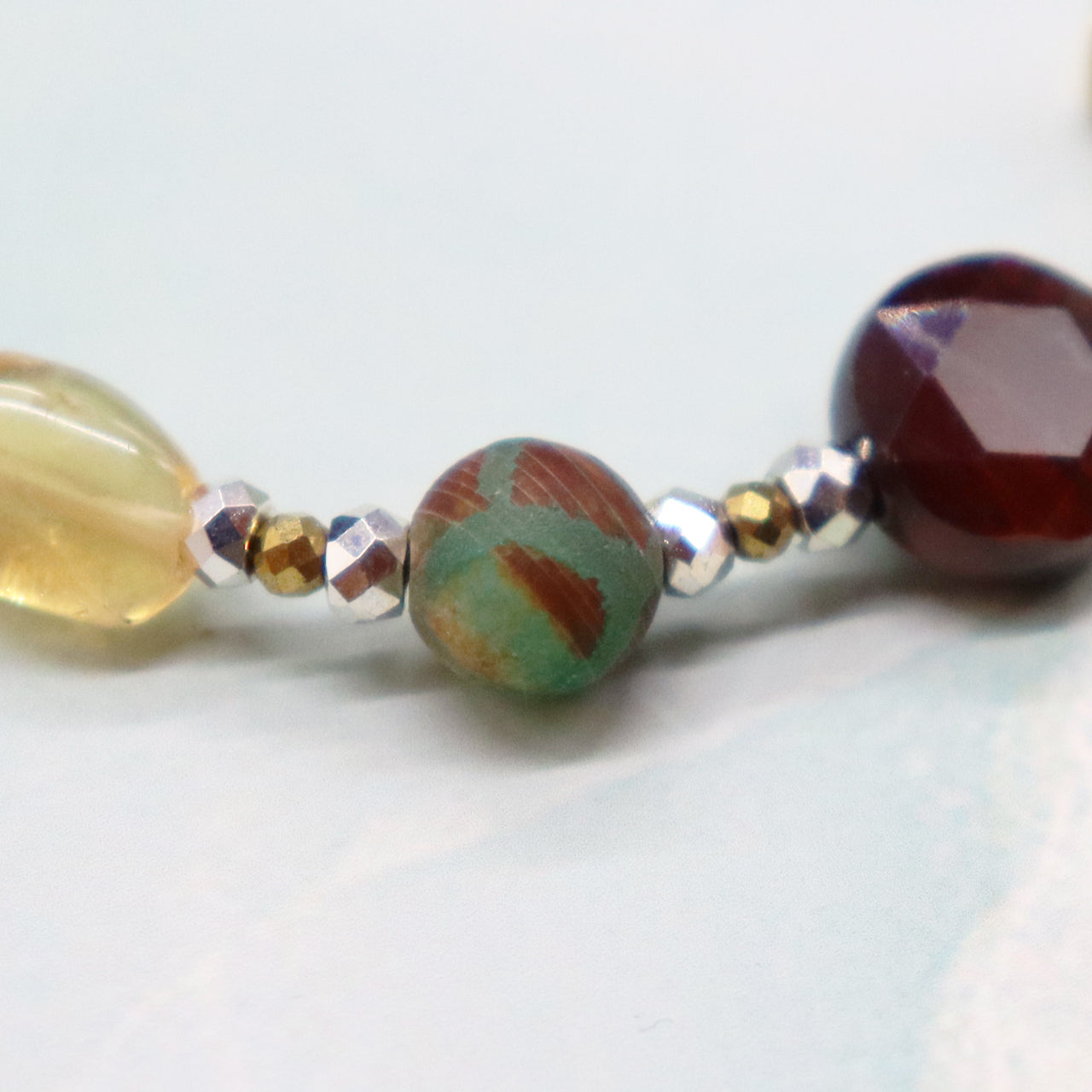 【Like a Honey Candy】亀甲天珠×シトリン×カイヤナイト×レッドタイガーアイ ブレスレット